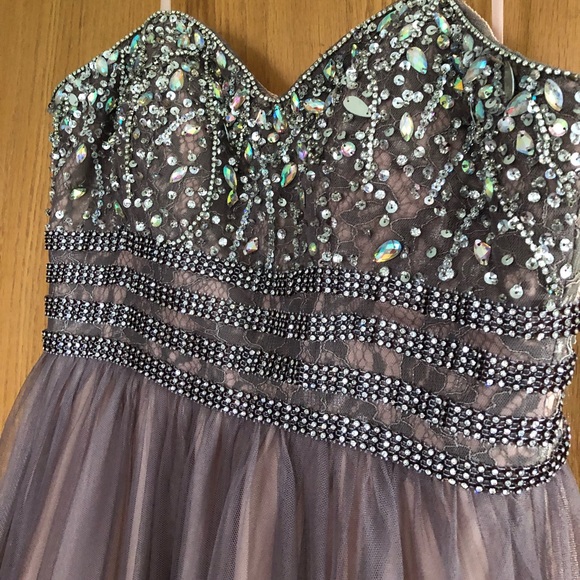 Prom or homecoming dress - Picture 1 of 5